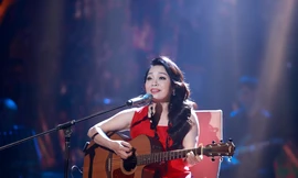 NSND Thái Bảo trình bày Thu sầu của Lam Phương