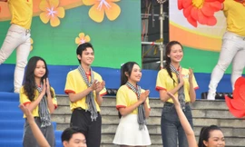 Hoa hậu Bảo Ngọc, Phương Mỹ Chi tham dự Lễ ra quân Chiến dịch Xuân tình nguyện lần thứ 16