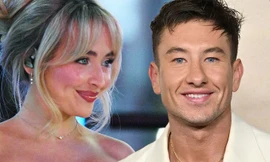 Sabrina Carpenter tay trong tay bên nam chính "Saltburn" tại The Eras Tour Singapore