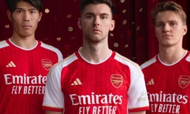 Vì sao CLB Arsenal phải tạm dừng bán áo đấu mùa giải 2023/24?