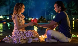 Ngắm Việt Nam đẹp tuyệt vời trong bộ phim hài lãng mạn sắp lên sóng của Netflix