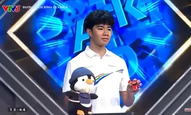 Nam sinh Hà Nội giành chiến thắng "nghẹt thở" tại Đường Lên Đỉnh Olympia