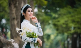 Hoa hậu Ngọc Hân chung tay lập cây ATM gạo