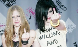 ‘Thảm họa’ thời trang tại các kì MTV VMAs