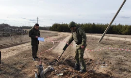 Một trạm kiểm soát biên giới của Nga bị phá huỷ bởi đạn pháo từ Ukraine