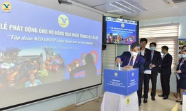 Bệnh viện đa khoa MEDLATEC ủng hộ 1 tỷ đồng cho đồng bào miền Trung bị lũ lụt