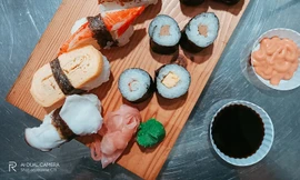 300K ăn hết món ngon khu ẩm thực Xóm Chiếu, bạn thử chưa?