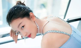 Học ngay Tam kim Ảnh hậu Châu Đông Vũ tuyệt chiêu này để “dù phẳng vẫn đẹp”