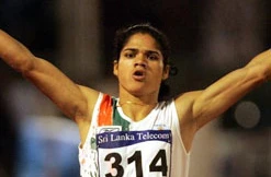 Sốc với tin nữ VĐV điền kinh Ấn Độ là .. nam giới