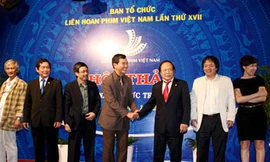 Cuộc góp tiền không có trong kịch bản