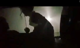 Cảnh nóng trong hoạt cảnh của một vở diễn do học sinh trường THPT Võ Trường Toản, quận 12, TPHCM đóng bị phản ứng