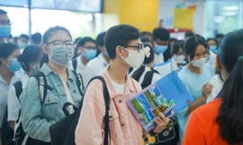 Thí sinh tham dự kỳ thi ĐGNL tại điểm thi Trường HUTECH