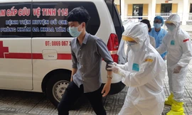 TPHCM tạm dừng mọi hoạt động vui chơi, giải trí kể cả làm đẹp, uống tóc để chống dịch