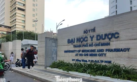 Không đạt ngưỡng yêu cầu, ĐH Y Dược TPHCM đề nghị hàng trăm thí sinh phải cung cấp minh chứng IELTS