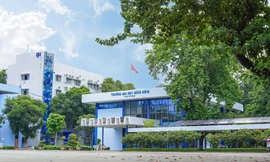 Điểm chuẩn Trường ĐH Bách khoa TPHCM, Trường Đại học Công nghệ thông tin cao 'chót vót'