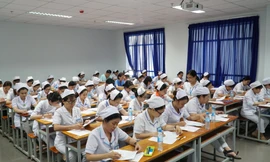 Nhiều trường ĐH phía Nam công bố điểm sàn xét tuyển đào tạo ngành y dược