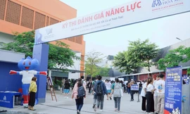 Gần 90.000 thí sinh bước vào kỳ thi đánh giá năng lực tranh suất vào đại học