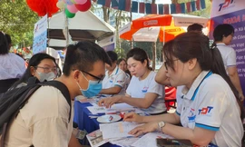 Trường ĐH Tôn Đức Thắng công bố điểm chuẩn trúng tuyển sớm cùng điểm thi năng khiếu