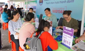 Điểm chuẩn các trường ĐH Văn Hiến, Lạc Hồng, Ngoại ngữ Tin học ra sao?