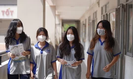 Nóng cuộc đua vào lớp 10 ở TPHCM: Cơ hội nào để trúng tuyển?