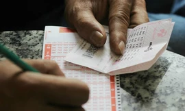 Chiếc vé may mắn trúng hơn 20 tỷ đồng được phát hành tại Cần Thơ. Ảnh minh họa