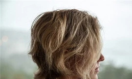 Một giảng viên bị hiếp dâm trước mặt chồng