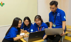 “Radio chiến sĩ” của sinh viên trường ĐH Mở TP. HCM