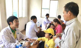 Cú đúp giải thưởng của TS.BS.Phạm Lê Duy 