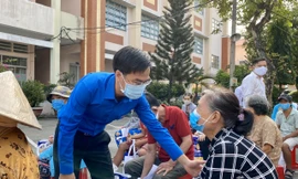 Ra mắt CLB Công tác xã hội “Chuyến xe yêu thương”