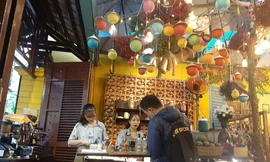 Nghỉ Tết sớm, sinh viên tranh thủ kiếm việc làm thêm