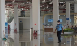 Vì sao bến xe 4.000 tỷ lại vắng như chùa bà đanh?