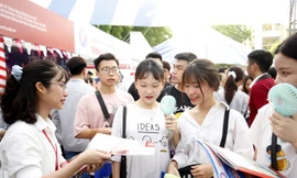 TPHCM thưởng 200 triệu đồng học sinh, giáo viên đạt huy chương quốc tế