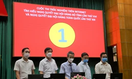 Ban tổ chức bấm nút chính thức phát động cuộc thi 