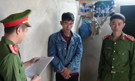 Đang chịu án tù treo lại tiếp tục gây thương tích cho công an 