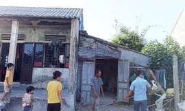 Khảo sát xây dựng nhà an toàn chống lũ tại xã Quảng An, do Quỹ hỗ trợ phát triển cộng đồng sống bền vững tài trợ một phần kinh phí