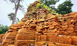 Phát hiện hết sức bất ngờ về tháp đôi Liễu Cốc ở Huế