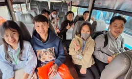 Ấm lòng những chuyến xe miễn phí của Đoàn, Hội tại Huế đưa sinh viên về quê đón Tết