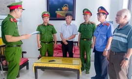 Bắt nguyên Phó giám đốc Trung tâm Đăng kiểm xe cơ giới TT-Huế và một giám đốc doanh nghiệp