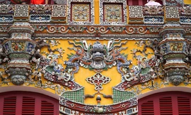 Vào Hoàng thành Huế chiêm ngưỡng tạo hình rồng độc đáo