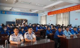 Tuyên truyền cho đoàn viên, thanh niên về chủ quyền biển, đảo