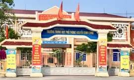 Nhân viên làm lộ đề kiểm tra, hiệu trưởng trường ở TT-Huế bị kỷ luật