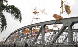 Lễ hội diều trong một kỳ Festival tại Huế.
