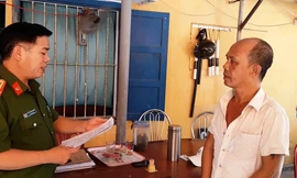 Đọc quyết định khởi tố, bắt tạm giam đối tương Hồ Vi Thảo