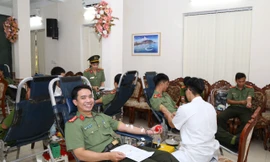 Tuổi trẻ Công an Thừa Thiên-Huế tích cực hiến máu tình nguyện