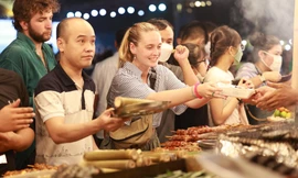 Hào hứng lễ hội ẩm thực ‘Kinh đô Huế với bốn phương’