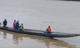 Tin mới vụ thủy điện điều tiết nước để tìm kiếm vợ chồng thuyền chài mất tích