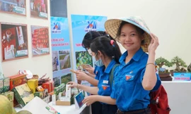 Khai trương 'Không gian triển lãm số' thanh niên TT-Huế 