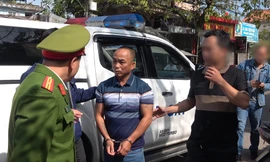 Bắt giữ hai ‘đạo chích’ chuyên chôm đồ thờ ở Huế