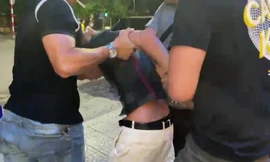 Triệt phá ổ ma túy 'núp' trong khu chung cư tại Huế