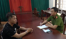 Đột nhập nhà dân cuỗm hàng trăm triệu rồi mang gửi ngân hàng